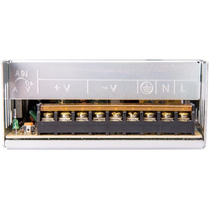 Преобразувател на напрежение от 220V на 12V